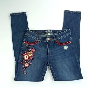 DL1961 Emma Leggings DLX Hybrid 360 Size 27 With Floral Applique and Rhinestones
